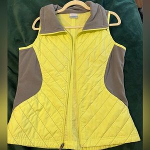 Colombia vest neon yellow size medium